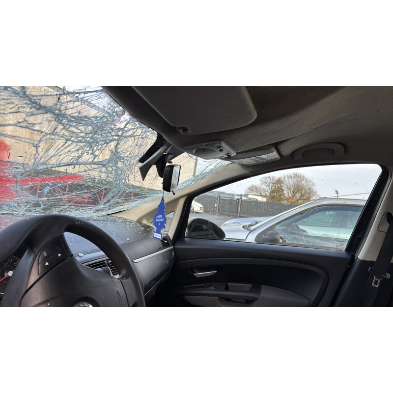 Trappe d'essence FIAT GRANDE PUNTO Photo n°17