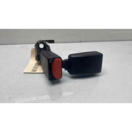 Attache ceinture arriere droit PEUGEOT 2008 1 Photo n°1