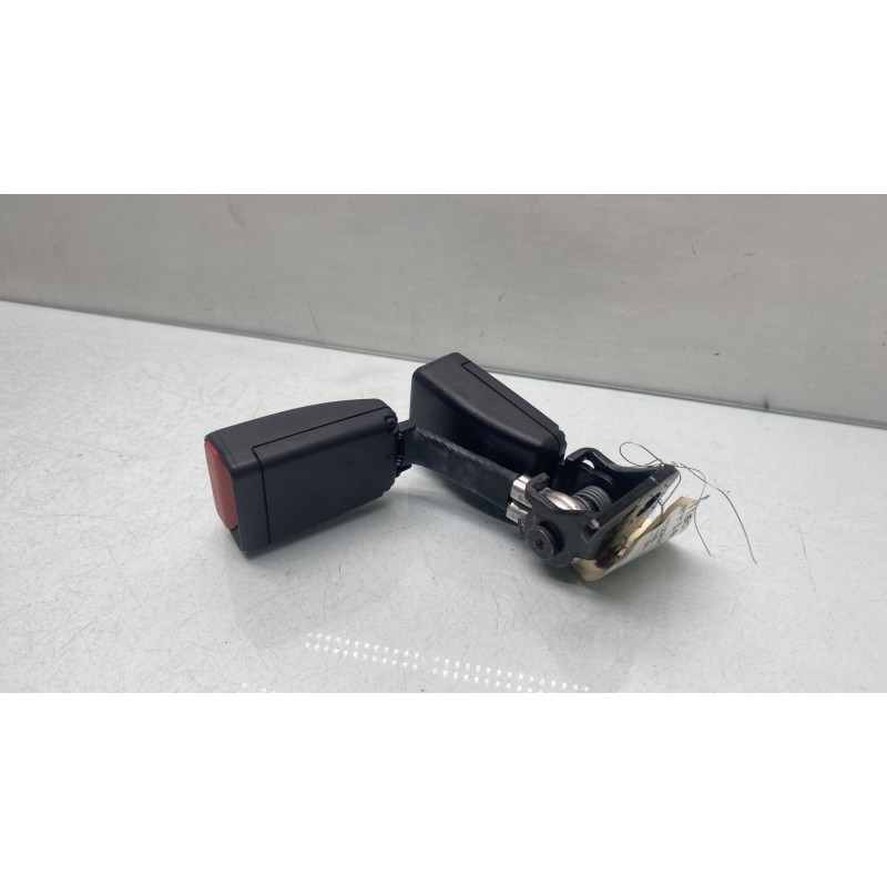 Attache ceinture arriere droit PEUGEOT 2008 1 Photo n°3