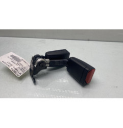 Attache ceinture arriere droit PEUGEOT 2008 1
