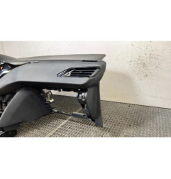 Planche de bord complete PEUGEOT 2008 1