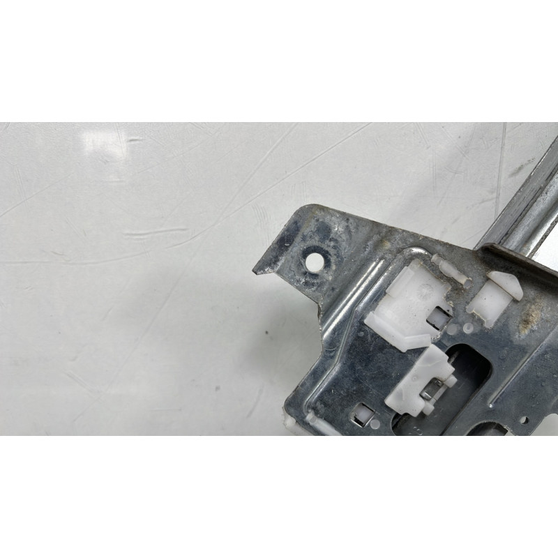 Leve vitre electrique avant gauche PEUGEOT 407 Photo n°6