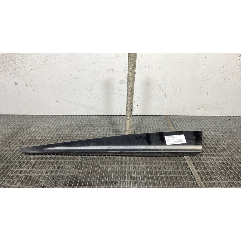 Baguette de porte avant gauche RENAULT CLIO 4 Photo n°1