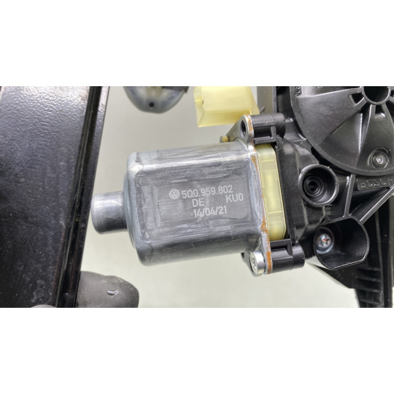Leve vitre electrique arriere droit AUDI A3 4 Photo n°4