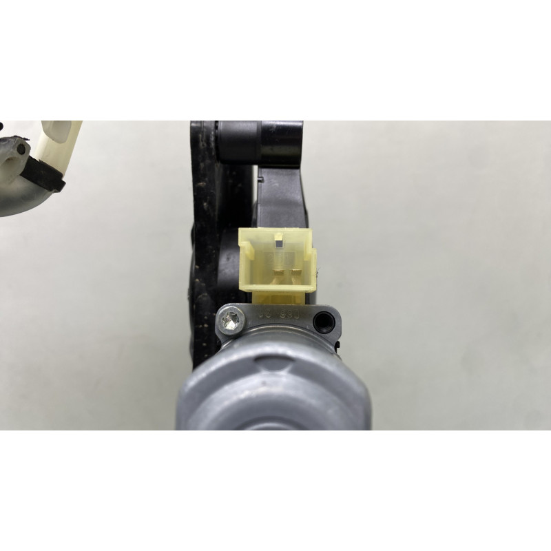 Leve vitre electrique arriere droit AUDI A3 4 Photo n°5