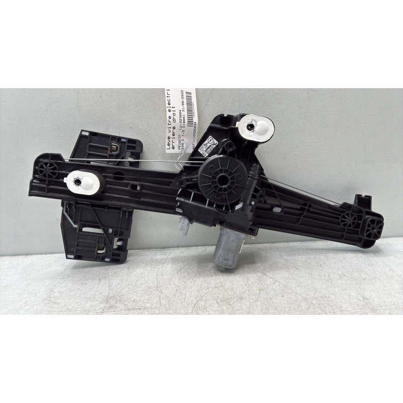 Leve vitre electrique arriere droit PEUGEOT 208 2 Photo n°1
