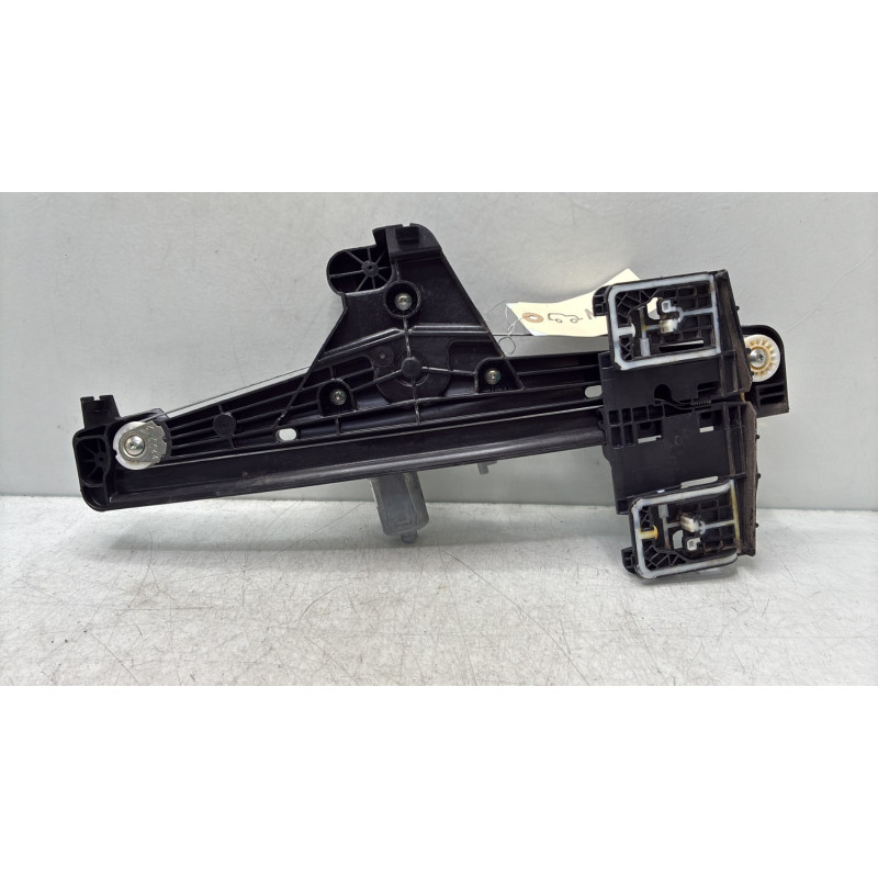 Leve vitre electrique arriere droit PEUGEOT 208 2 Photo n°6