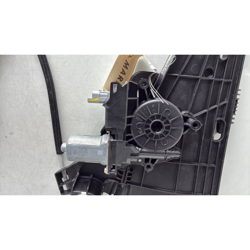 Leve vitre electrique avant droit PEUGEOT 208 2 Photo n°2