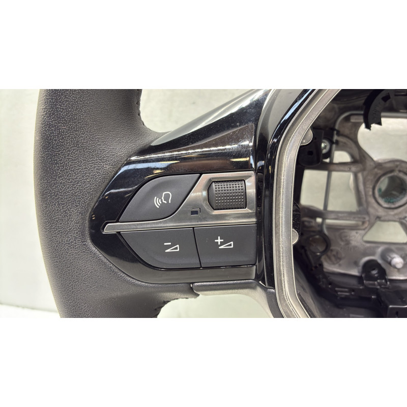 Volant PEUGEOT 208 2 Photo n°3