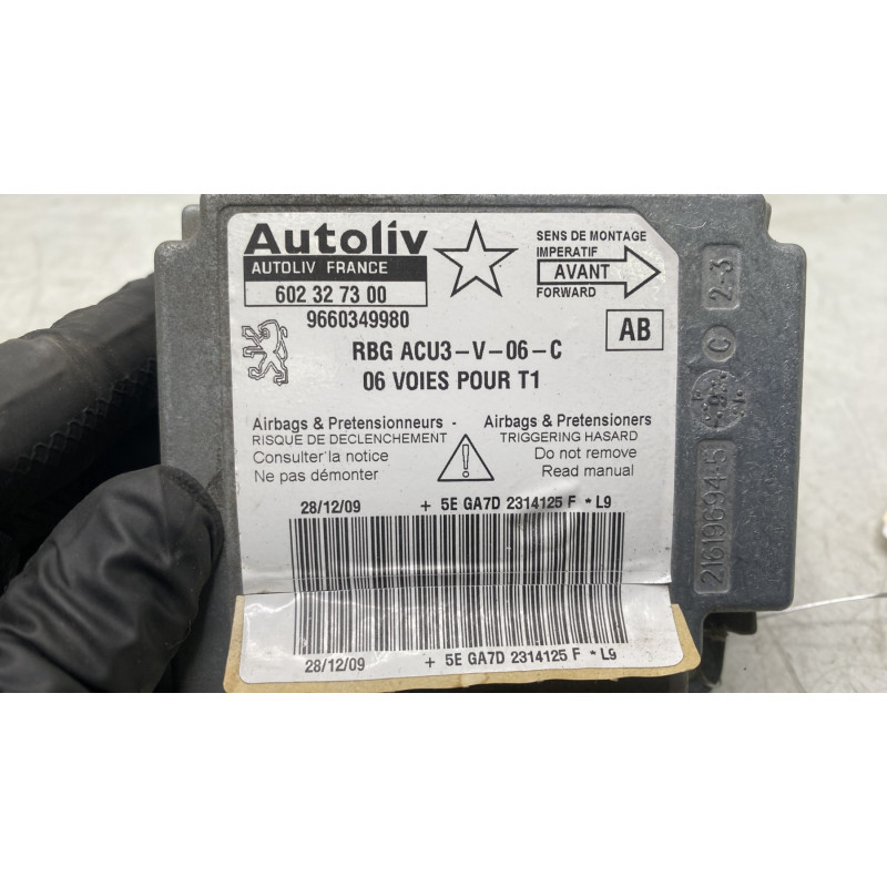 Boitier air bag PEUGEOT 206+ Photo n°4