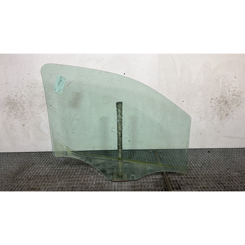 Vitre avant gauche PEUGEOT EXPERT 3 Photo n°4