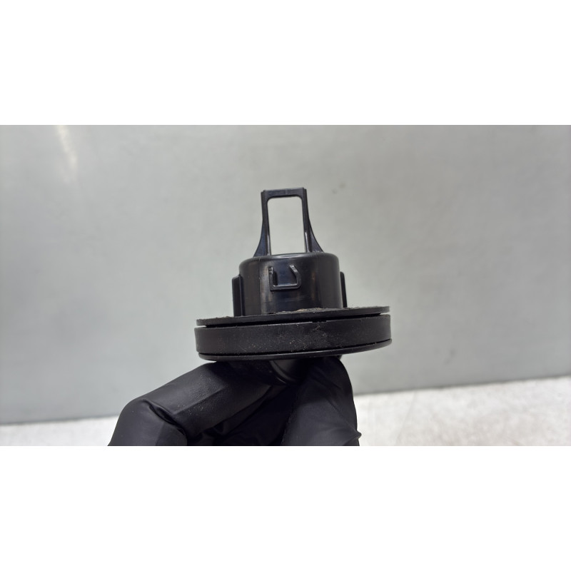 Bouchon de carburant PEUGEOT 208 2 Photo n°2