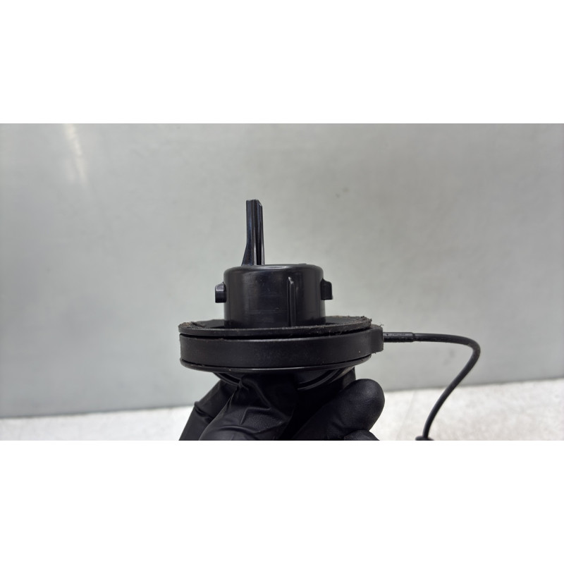 Bouchon de carburant PEUGEOT 208 2 Photo n°3