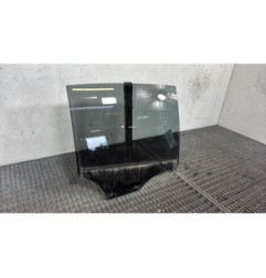 Vitre arriere droit PEUGEOT 208 2