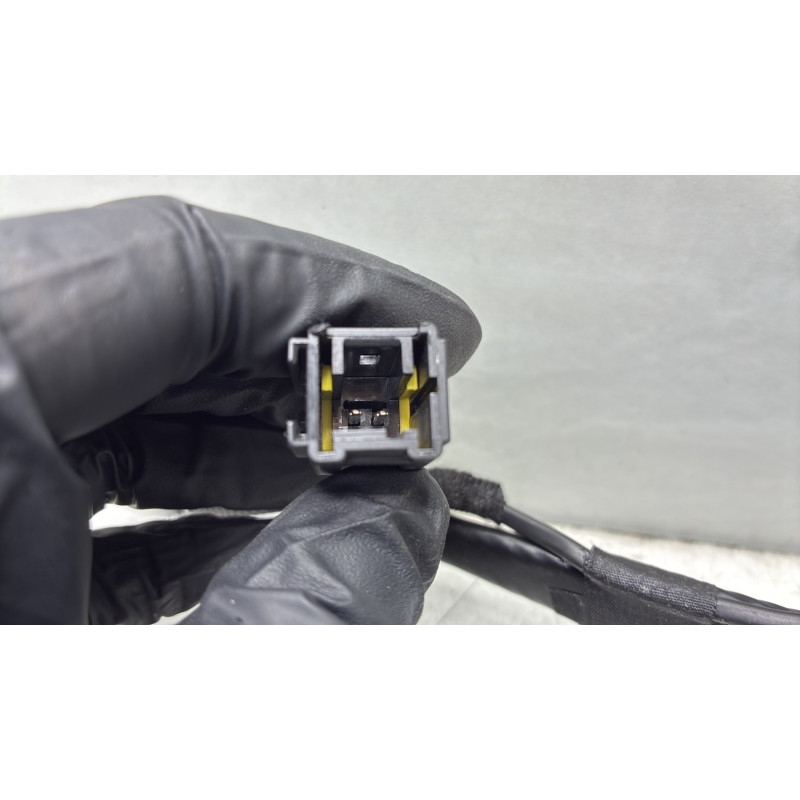 Attache ceinture avant droit PEUGEOT 208 2 Photo n°3