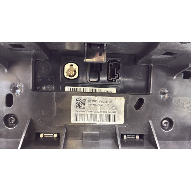 Ecran GPS PEUGEOT 208 2 Photo n°3