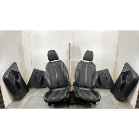 Interieur complet PEUGEOT 208 2 Photo n°1