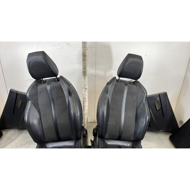 Interieur complet PEUGEOT 208 2 Photo n°3