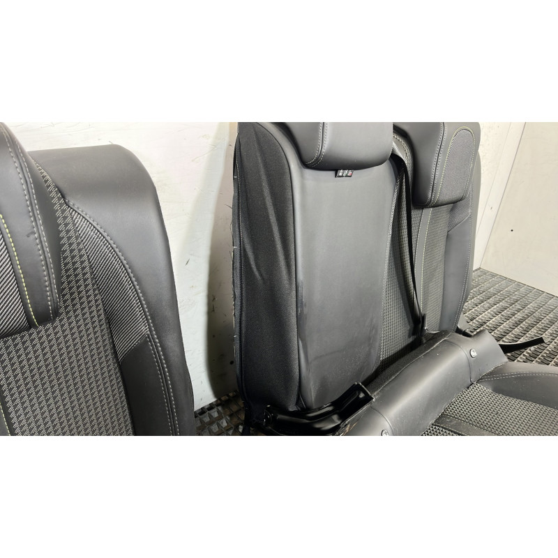 Interieur complet PEUGEOT 208 2 Photo n°12
