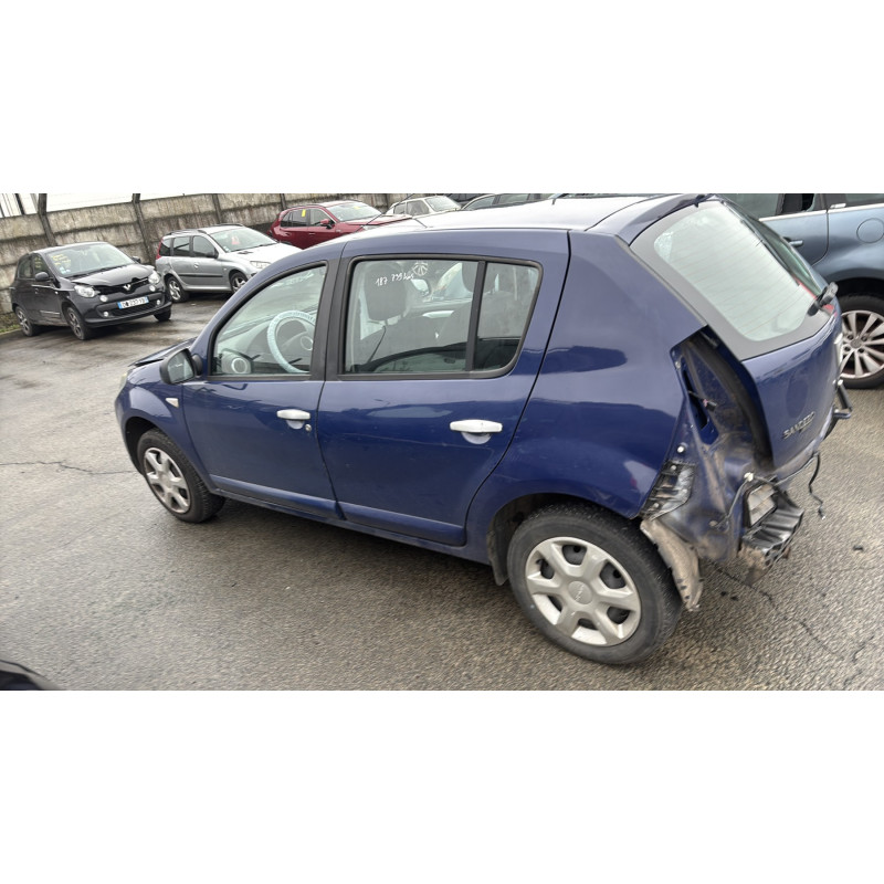 Attache ceinture arriere droit DACIA SANDERO 1 Photo n°10