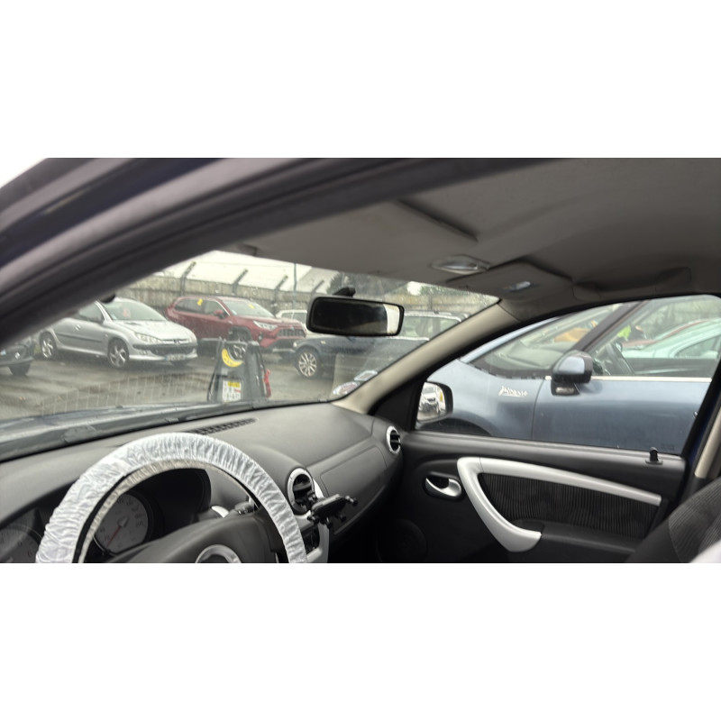 Attache ceinture arriere droit DACIA SANDERO 1 Photo n°17