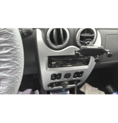 Attache ceinture arriere droit DACIA SANDERO 1