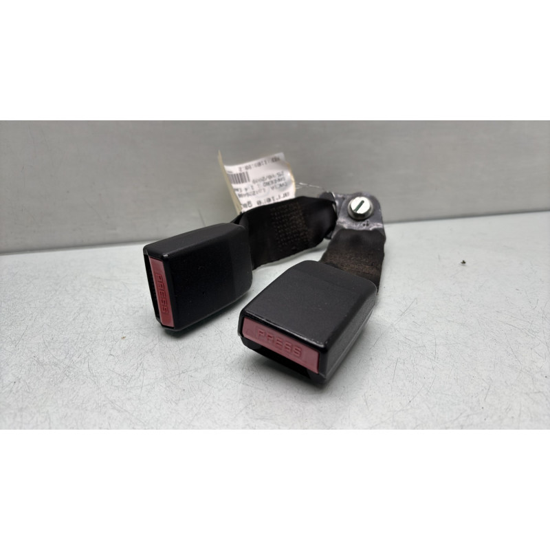 Attache ceinture arriere gauche DACIA SANDERO 1 Photo n°1