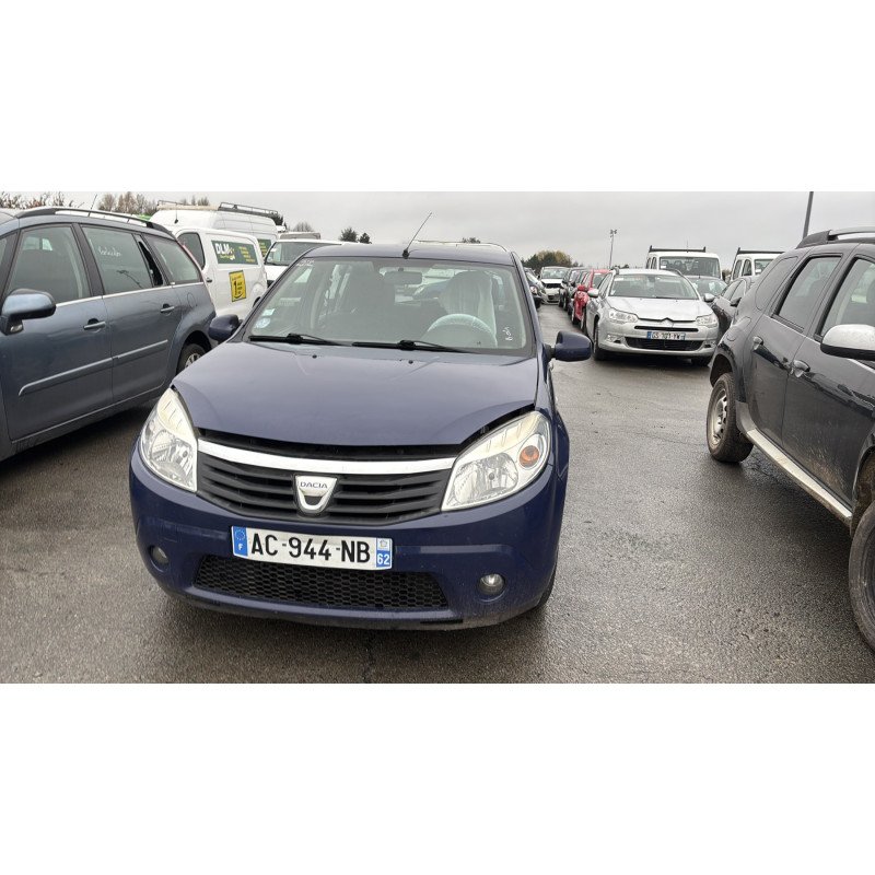 Attache ceinture arriere gauche DACIA SANDERO 1 Photo n°11