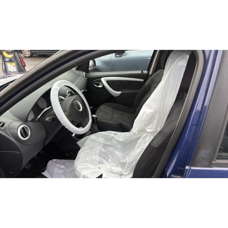 Attache ceinture arriere gauche DACIA SANDERO 1 Photo n°13