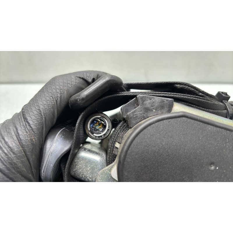Pretensionneur de ceinture avant droit DACIA SANDERO 1 Photo n°5