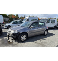 Moteur essuie glace avant RENAULT MEGANE 2