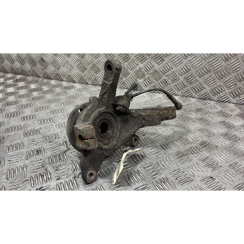 Pivot de moyeu avant gauche RENAULT SCENIC 1 Photo n°3