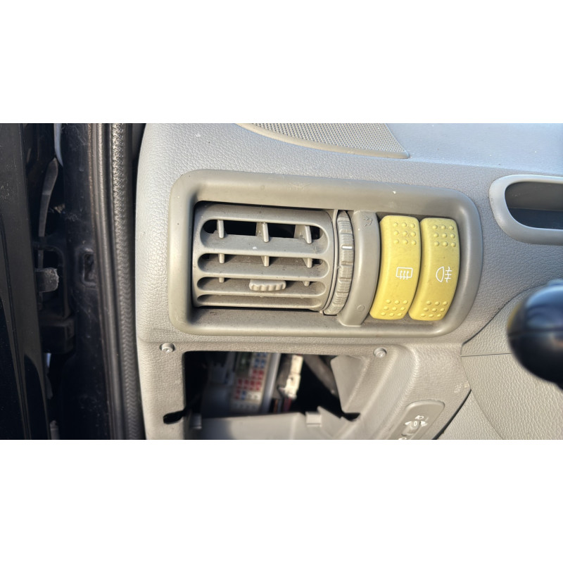 Poignee interieur avant droit RENAULT TWINGO 1 Photo n°18