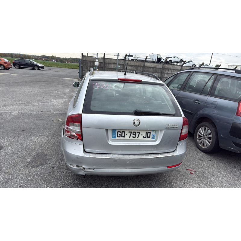 Bloc ABS (freins anti-blocage) SKODA OCTAVIA 2 Photo n°8