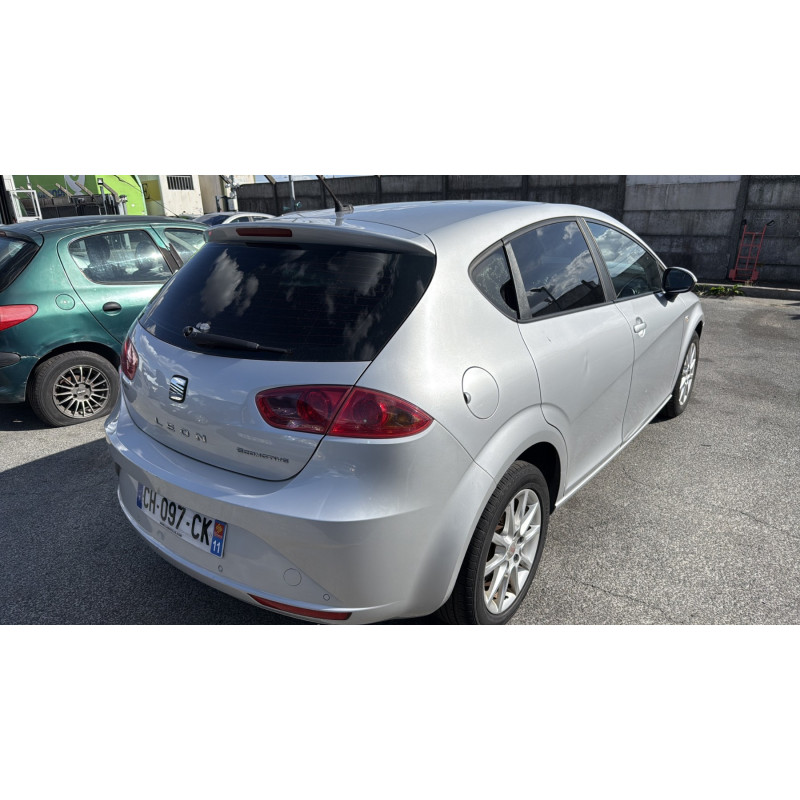 Retroviseur droit SEAT LEON 2 Photo n°9