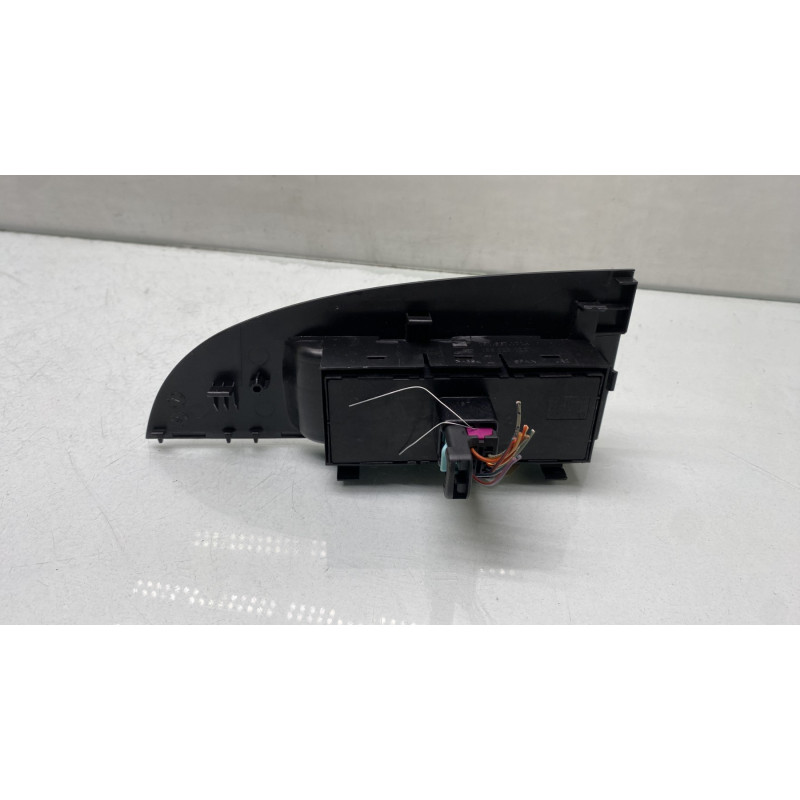 Interrupteur de leve vitre avant gauche SEAT LEON 2 Photo n°2