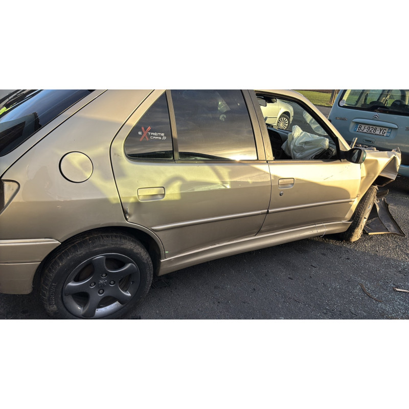 Custode arriere droit (porte) PEUGEOT 306 Photo n°11