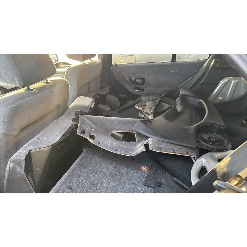 Custode arriere droit (porte) PEUGEOT 306 Photo n°17
