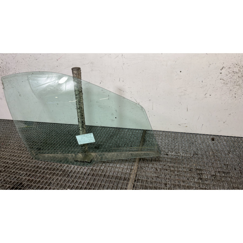 Vitre avant droit FIAT PUNTO 2 Photo n°2