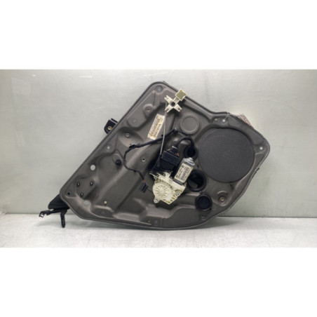 Leve vitre electrique arriere gauche VOLKSWAGEN GOLF 4 Photo n°1