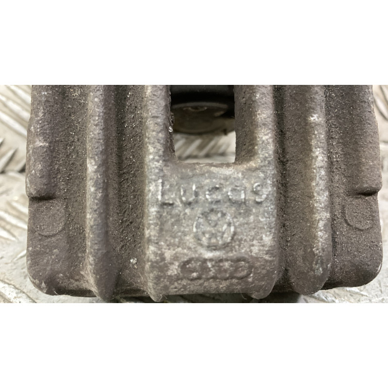 Etrier arriere droit (freinage) VOLKSWAGEN GOLF 4 Photo n°2