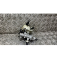 Maitre cylindre (freinage) VOLKSWAGEN GOLF 4 Photo n°1