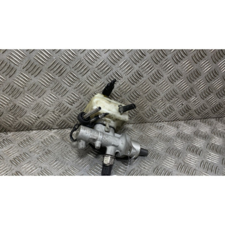 Maitre cylindre (freinage) VOLKSWAGEN GOLF 4 Photo n°1