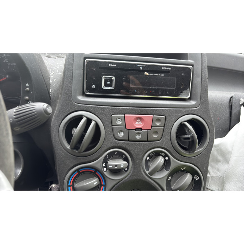 Porte avant gauche FIAT PANDA 2 Photo n°19