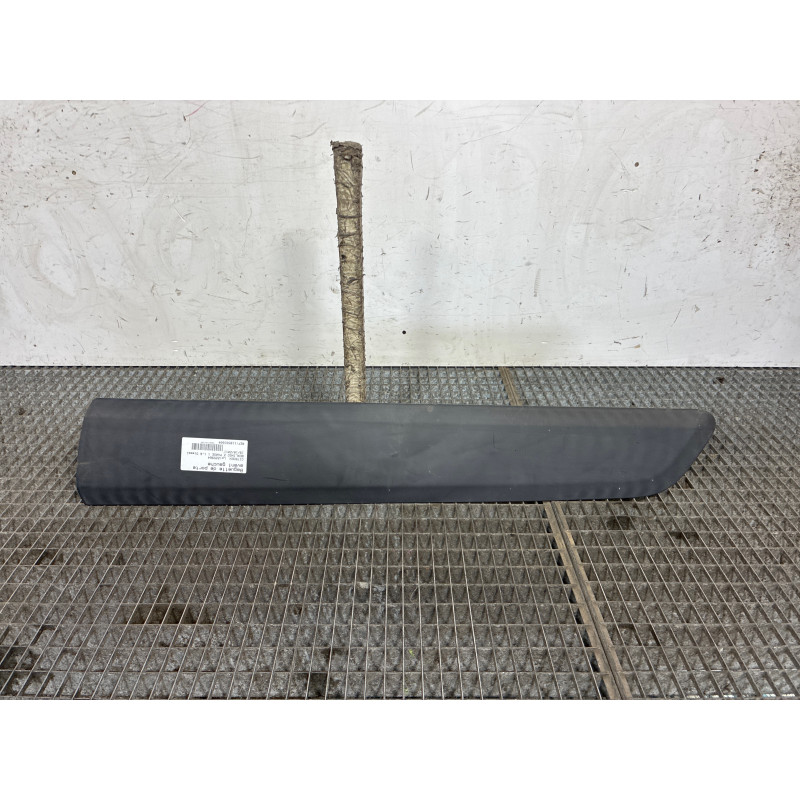 Baguette de porte avant gauche CITROEN BERLINGO 2 Photo n°1