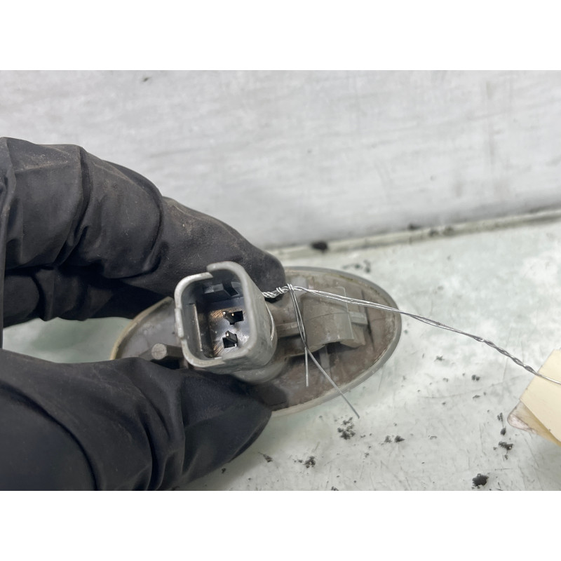 Repetiteur clignotant avant droit  (Feux) CITROEN BERLINGO 1 Photo n°2