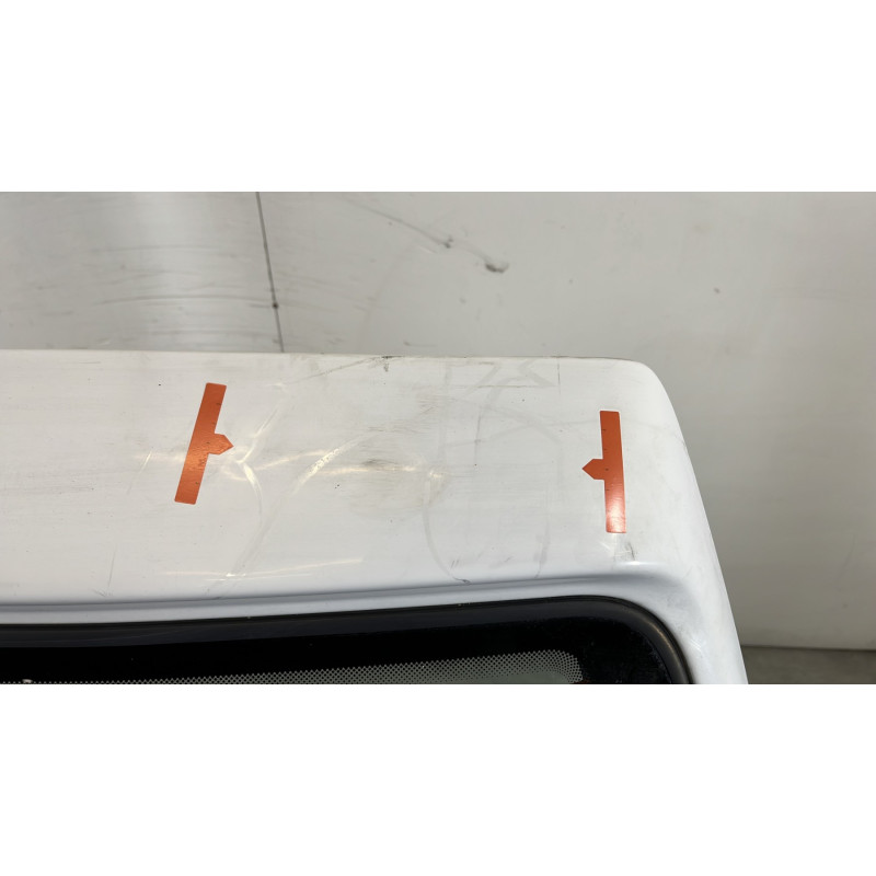 Malle/Hayon arriere PEUGEOT 106 Photo n°4