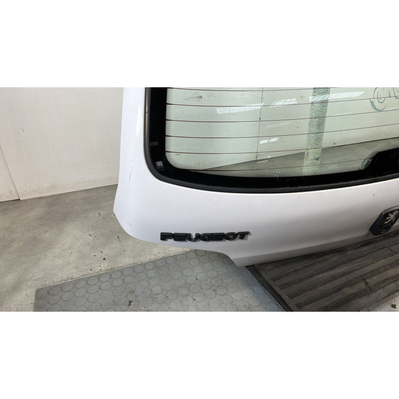 Malle/Hayon arriere PEUGEOT 106 Photo n°6