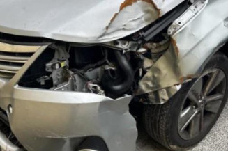 Pedale d'embrayage TOYOTA AVENSIS 3