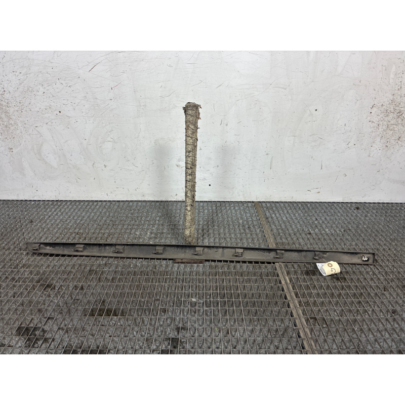 Baguette de porte avant droite RENAULT TWINGO 2 Photo n°4